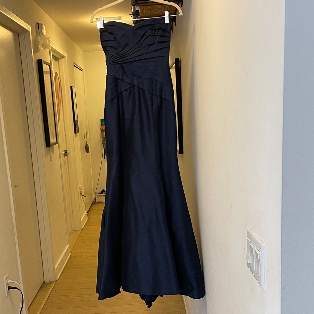 Monique Lhuillier Strapless Navy Evening Dress / Gown